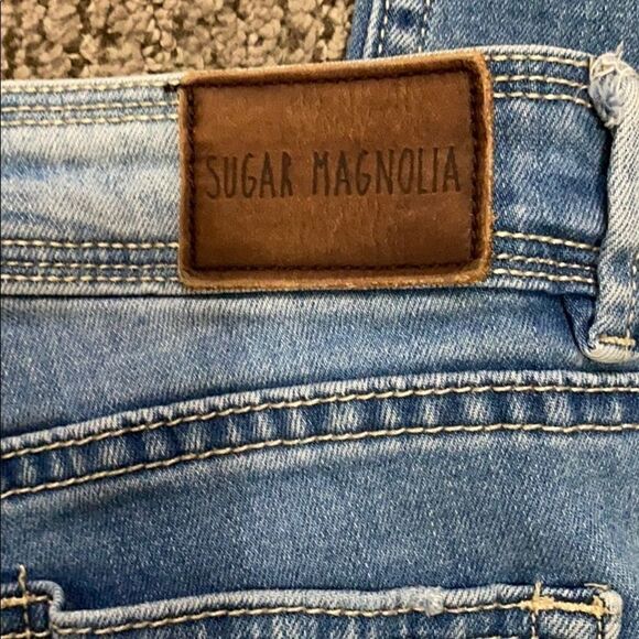 Sugar Magnolia Distressed Skinny Jeans size 3 - Picture 8 of 12